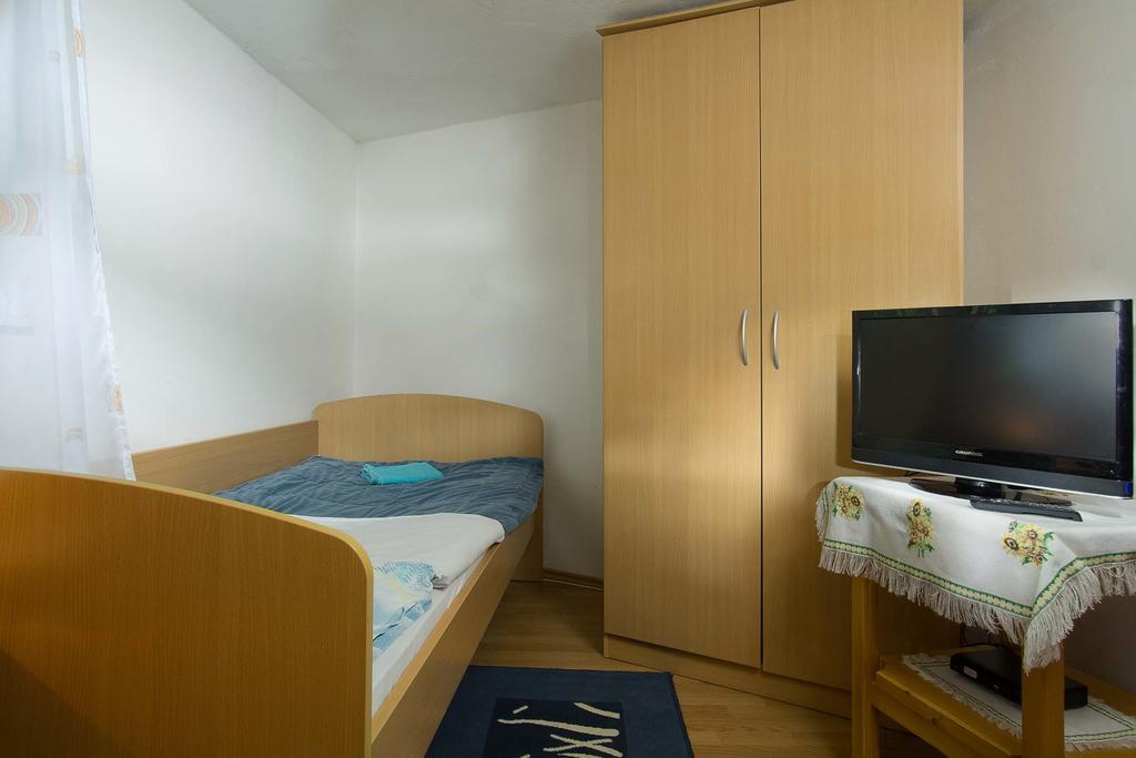 Farm Stay Ferjancic Vipava Exterior foto