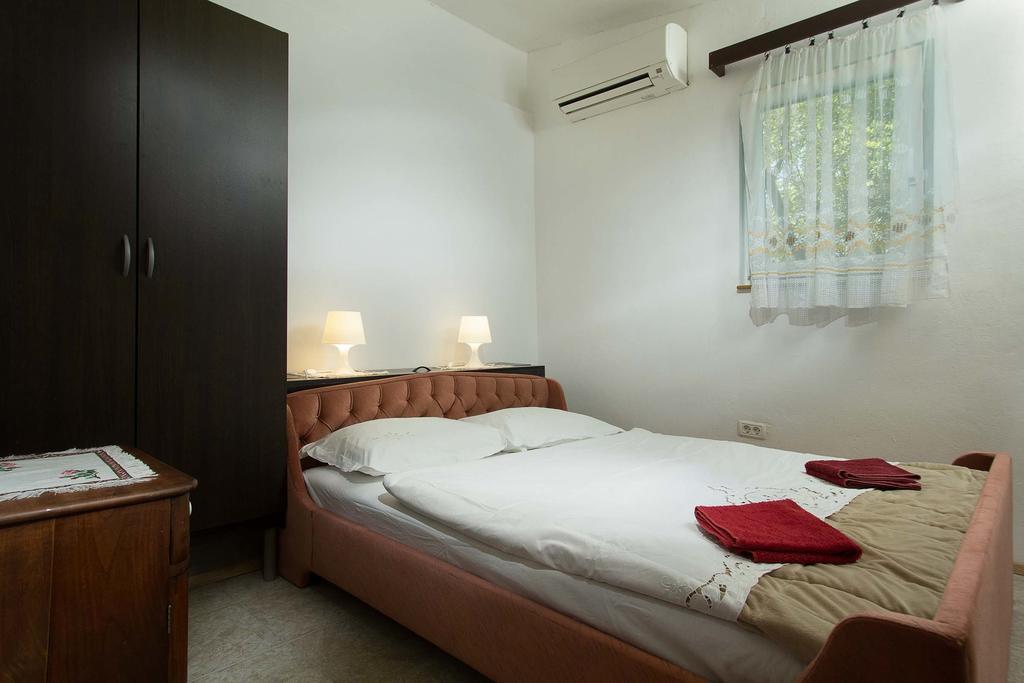 Farm Stay Ferjancic Vipava Exterior foto